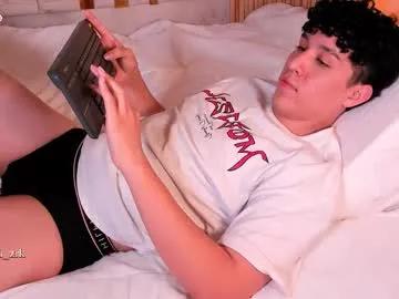 Freechat kai_zarek on Chaturbate