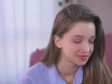 Freechat little_poetry on Chaturbate