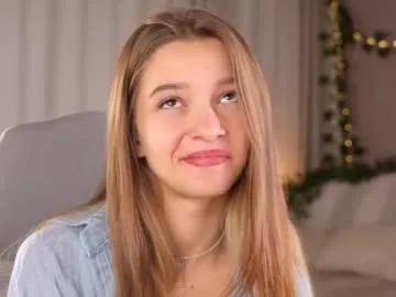 Freechat little_poetry on Chaturbate