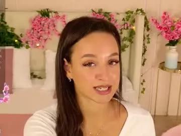 Freechat lolly_neal on Chaturbate