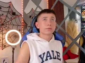 Freechat naughty__chris on Chaturbate