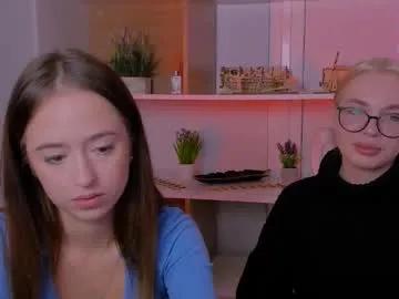 Freechat sendi_cais on Chaturbate