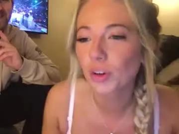 xoprincesspeachxo — bra off;) [1920 tokens remaining]