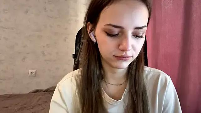 StripChat AliceStacy is Freechat AliceStacy — Show my tummy