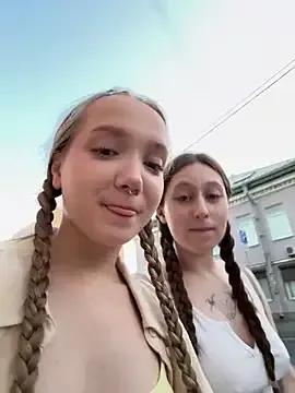 Freechat bambi_lu on StripChat