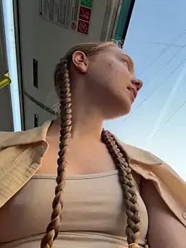 Freechat bambi_lu on StripChat