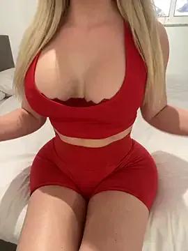 StripChat Barbieblondine is Group Barbieblondine — Jiggle ass