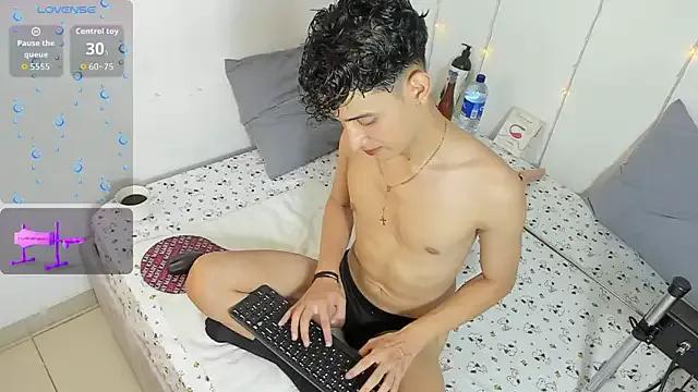 Freechat Benjamin_Buster on StripChat