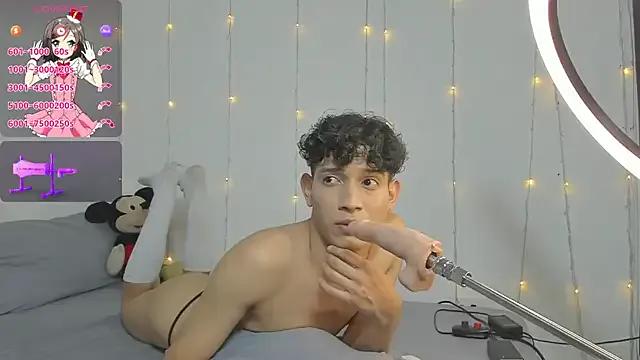 Freechat Benjamin_Buster on StripChat