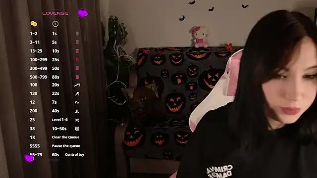 Busty_Lina — LINA,SHOW YOUR JUICY TITS