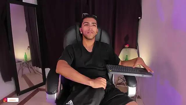 Freechat Colstorw_ on StripChat