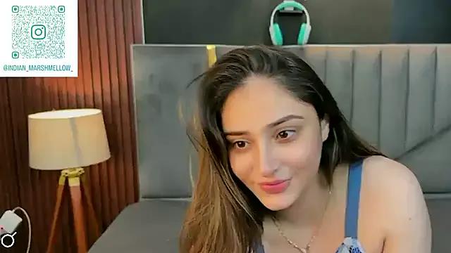 Freechat demieliss on StripChat