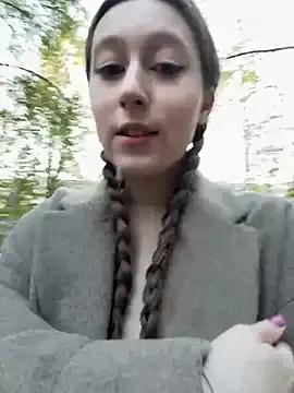 Group FroggyAnna on StripChat