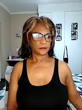 Freechat Hotgrannyx on StripChat