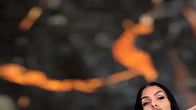 KimWilmes — Worship my feet!