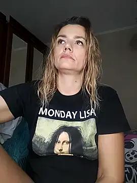 Freechat KrissSexi on StripChat