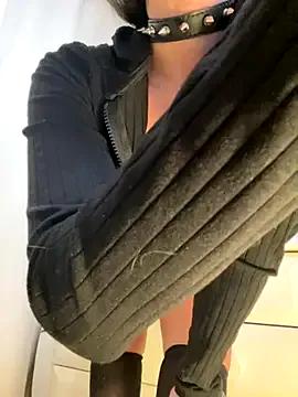 StripChat Lissa_kis is Freechat Lissa_kis — Dildo in pussy+video squirt