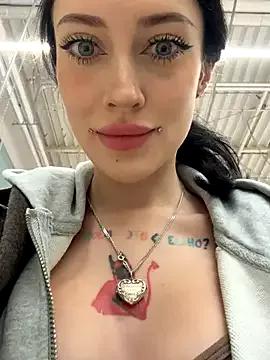 StripChat Melissa_crazy is Freechat Melissa_crazy — TEASE SWEET PUSSY WITH CUCUMBER