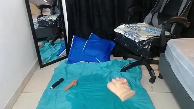 Freechat MysticMature on StripChat