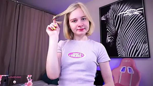 StripChat OdelinaFicken is Freechat OdelinaFicken — show my outfit