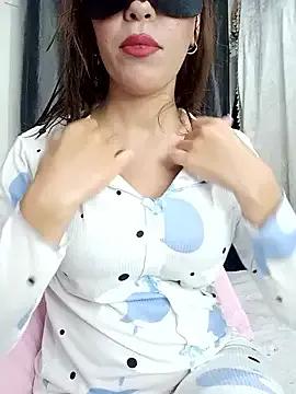 Freechat Orlasx on StripChat