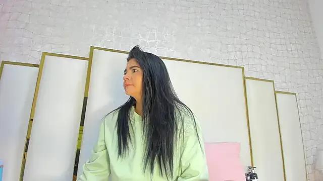 Freechat paola_rodriguez on StripChat