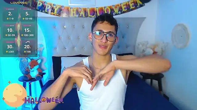 StripChat SalvadorFit is Freechat SalvadorFit — FULL NAKED