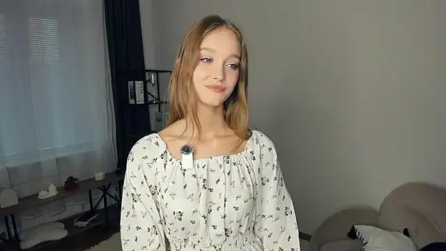 Freechat SerrenaAa on StripChat