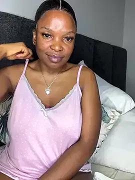 Freechat slimcateee on StripChat