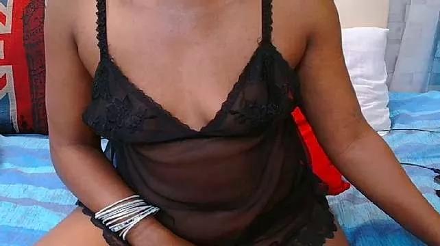 Freechat SLUTYLISA on StripChat