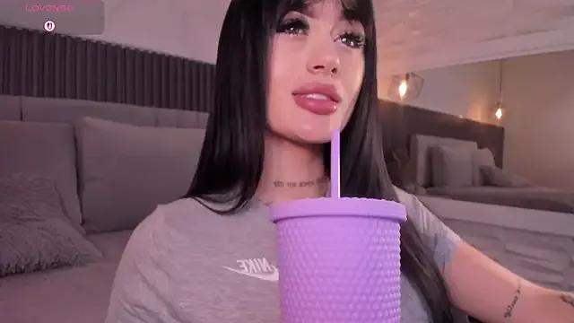 StripChat SOPHICARTERS is Private SOPHICARTERS — Make me hotter with your vibrations