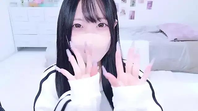 Suzu_ch_xx on StripChat 