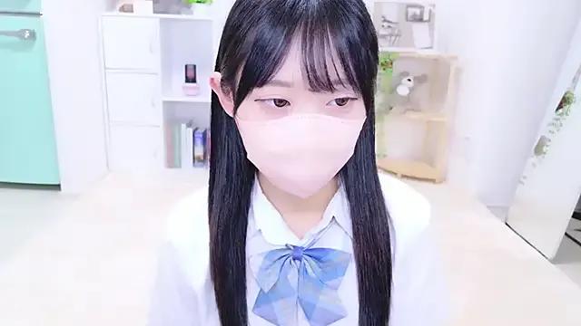 Suzu_ch_xx on StripChat 