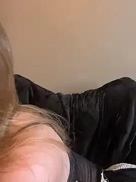 StripChat Sweety_Foxy69 is Freechat Sweety_Foxy69 — PUSSY PLAY LT SNAP OR SEXTAPE