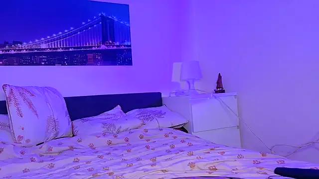 Freechat Tinkerbell822 on StripChat