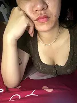 Freechat TranOanh999 on StripChat